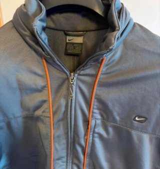 Chaqueta Nike Vintage Gris y Plateada