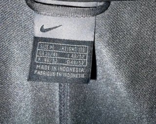 Chaqueta Nike Vintage Gris y Plateada