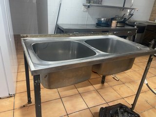 Fregadero Industrial de Acero con Dos Senos