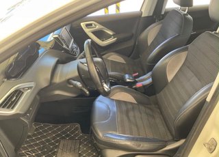Peugeot 2008 2015