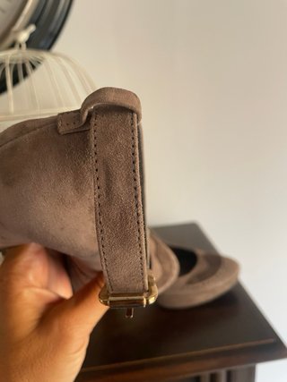 Zapatos de tacón italianos beige