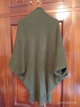 Chaqueta tipo cárdigan verde oliva