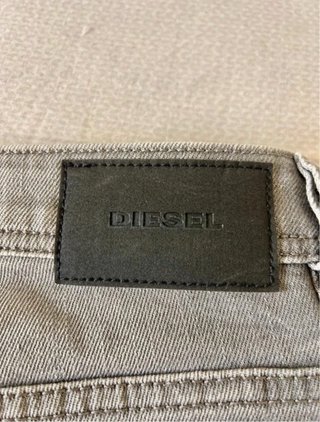 Bermudas Vaqueras Diesel Thoshort Slim W31