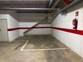 Garaje en alquiler en Eixample Sud – Migdia en Girona
