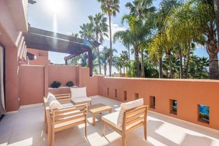 Casa adosada en alquiler en Lomas de Marbella Club en Marbella