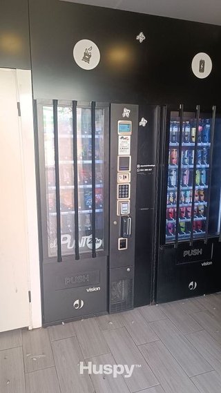 Local comercial en venta en El Ejido - La Merced - La Victoria en Málaga