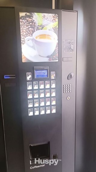 Local comercial en venta en El Ejido - La Merced - La Victoria en Málaga