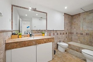 Piso en venta en Lomas de Marbella Club en Marbella