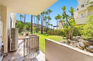 Piso en venta en Lomas de Marbella Club en Marbella