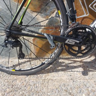 Bicicleta Cannondale Synapse carbono