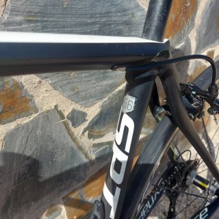 Bicicleta Cannondale Synapse carbono