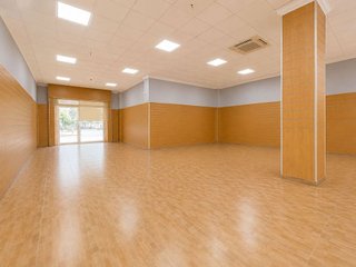 Local comercial en alquiler en San Luis en Almería