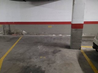 Garaje en alquiler en Centre en Sabadell
