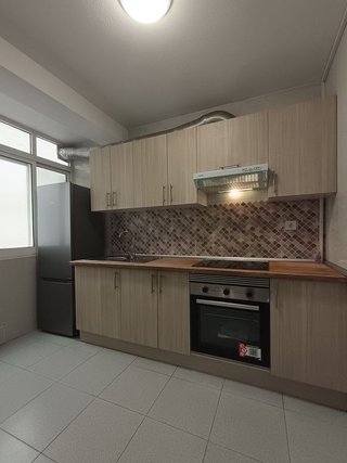 Piso en alquiler en Los Ángeles en Alicante