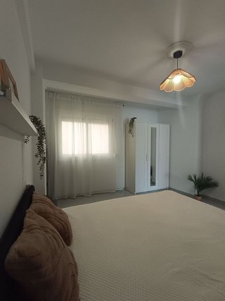 Piso en alquiler en Los Ángeles en Alicante
