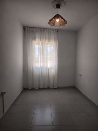 Piso en alquiler en Los Ángeles en Alicante