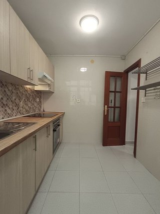 Piso en alquiler en Los Ángeles en Alicante