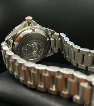 Reloj Emporio Armani Automático Sea Explorer