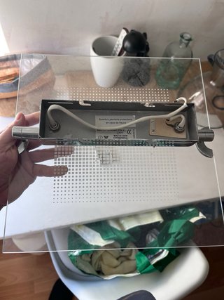 Lámpara de pared con cristal