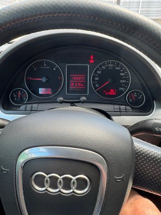 Audi A4 avant 2.0 TDI 140 2005 sline