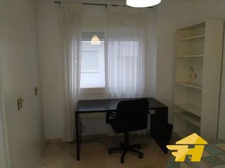 Piso en alquiler en Teatinos en Málaga