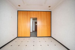 Local comercial en venta en Pajaritos - Plaza de Toros en Granada