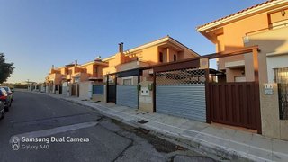 Casa pareada en alquiler en Almensilla