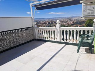 Casa adosada en alquiler en San Matías - Realejo en Granada