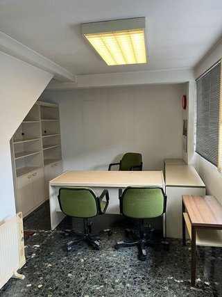 Oficina en alquiler en Os Mallos - San Cristóbal en Coruña (A)