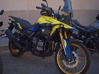 Suzuki V-Strom 800 DE