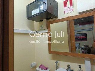 Local comercial en venta en Casagemes - Canyadó en Badalona