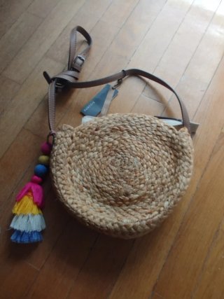 Bolso Redondo de Rafia parfois