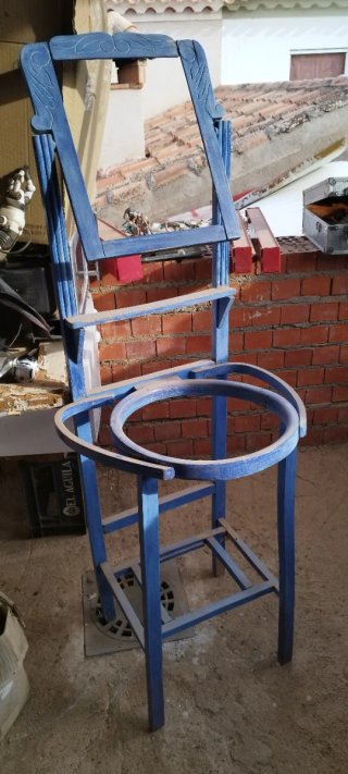 Mueble palangana antiguo de madera