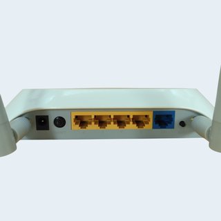 Router TP-Link TL-MR3420 + Chiavetta Internet 3G