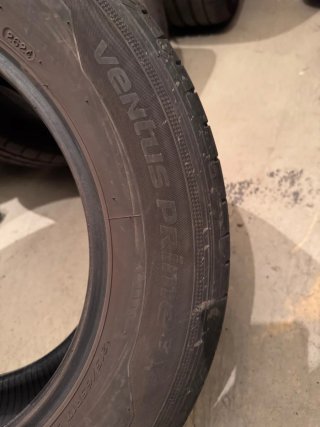 UN Neumático Hankook 215/65R17
