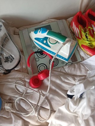 Lote Ropa Deportiva y Zapatillas