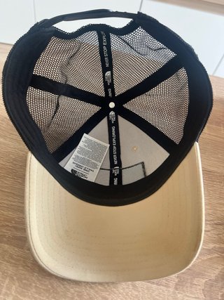 Gorra The North Face Beige y Negra