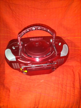 Radio CD Portátil Roja