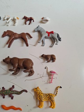 Lote de animales de juguete