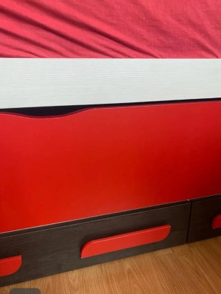 Cama Nido Blanca y Roja