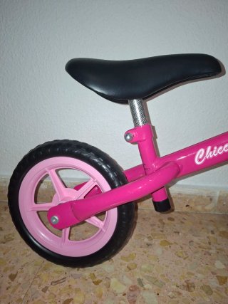 Bicicleta de Equilibrio Chicco Rosa