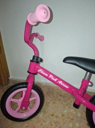 Bicicleta de Equilibrio Chicco Rosa