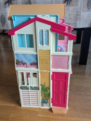 Casa de muñecas plegable