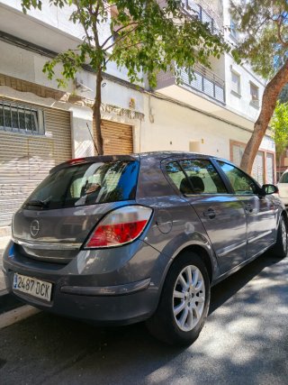Opel Astra 2004