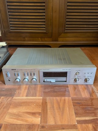 Amplificador Estéreo Vintage Akai AM-U02