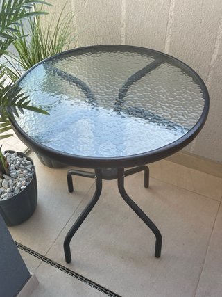 Mesa redonda exterior cristal y metal