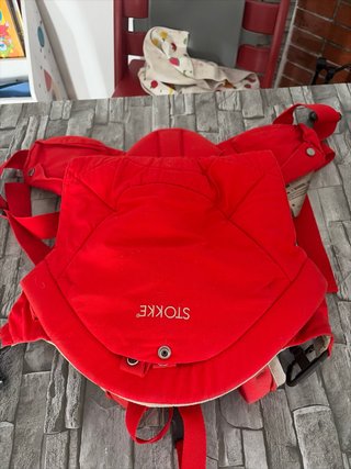 Mochila Portabebés Stokke Roja
