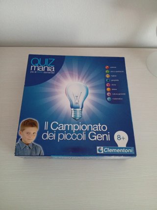 Gioco da tavolo Quiz Mania Clementoni.