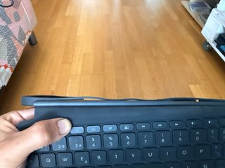Funda Combo Touch iPad Pro 11 (M4) Logitech