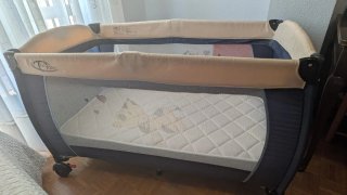 Cuna de viaje plegable. Entrega en persona
